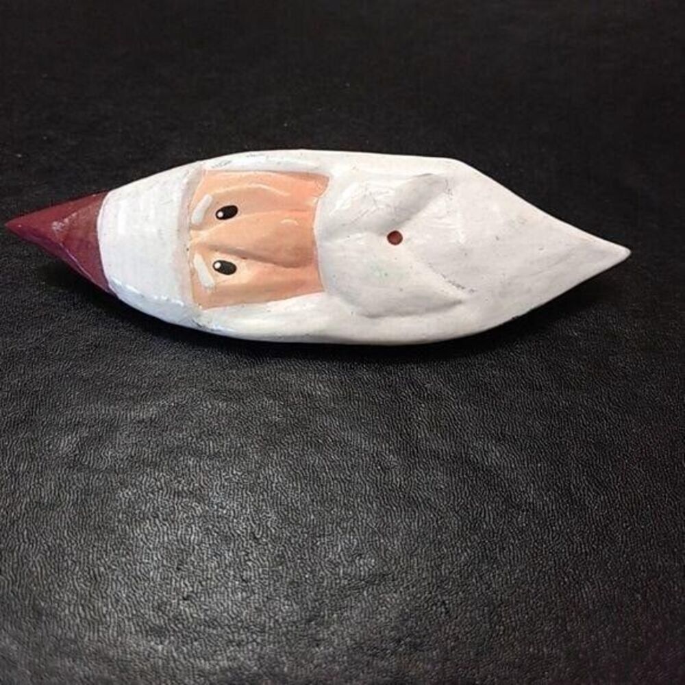 Vintage painted Santa Claus head brooch - Picture 5 of 8